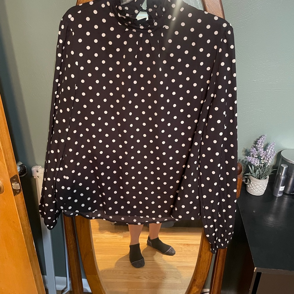 ROMWE Black and White Polka Dot Button Down Shirt